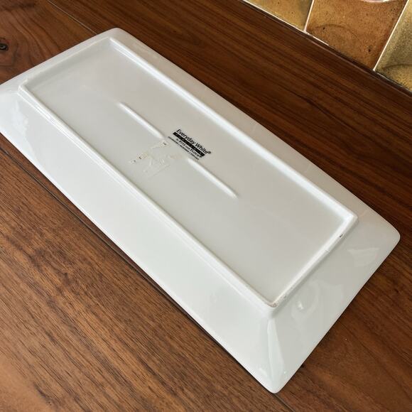 Fitz & Floyd Everyday White Porcelain Rectangular Serving Platter 15-5/8" - Picture 4 of 8